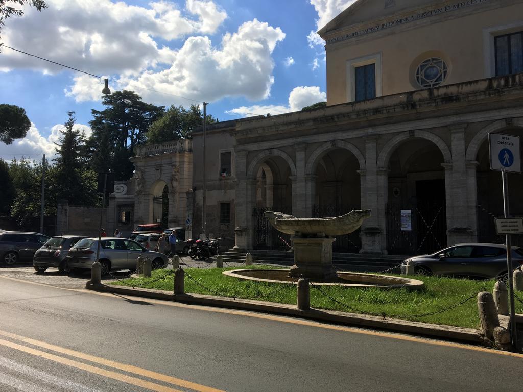 Delightful Apartment 100 Meters From The Colosseum 外观 照片