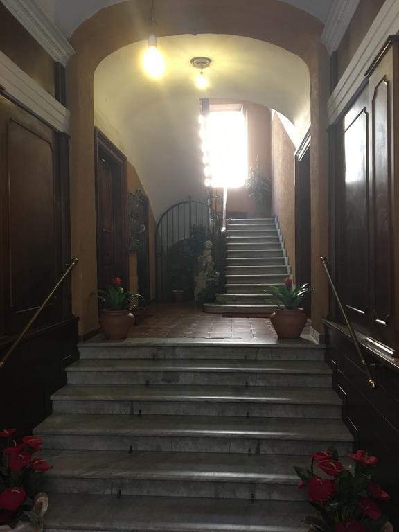 Delightful Apartment 100 Meters From The Colosseum 外观 照片